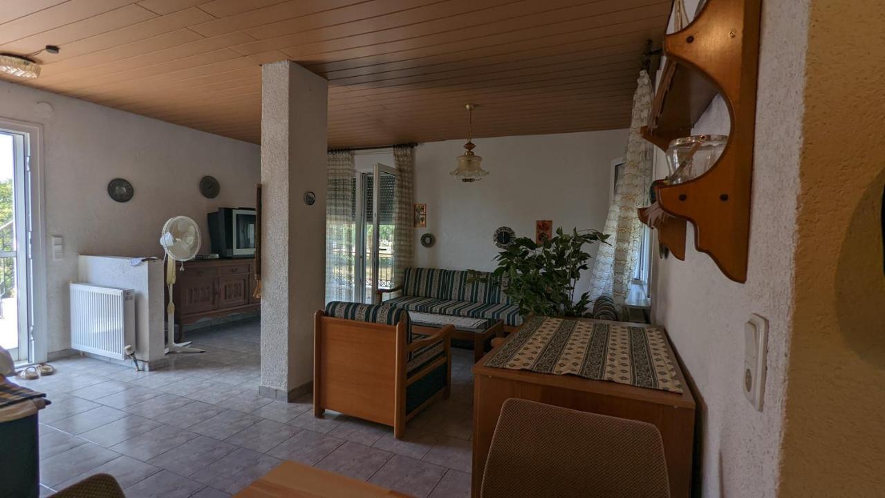 Moustaki Apartment Keramotí Exterior foto